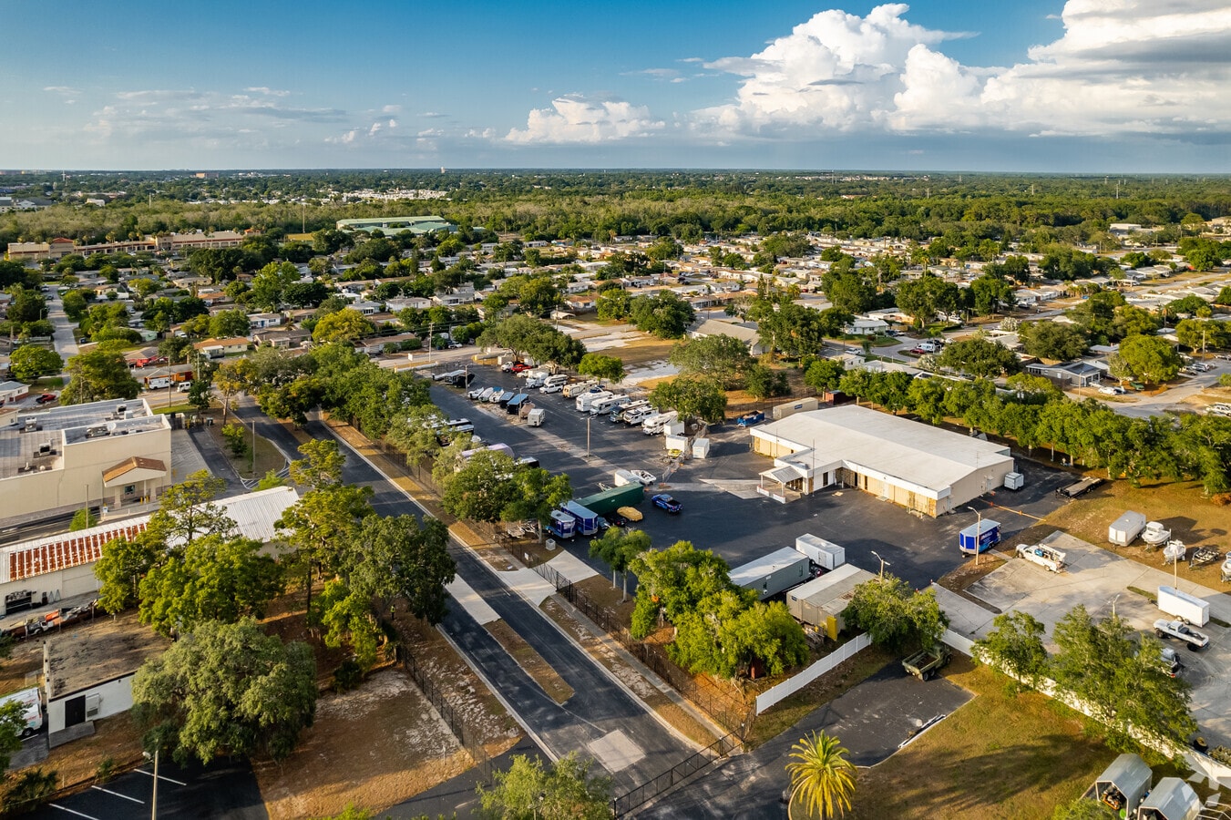 4606 Darlington Rd, Holiday, FL 34690