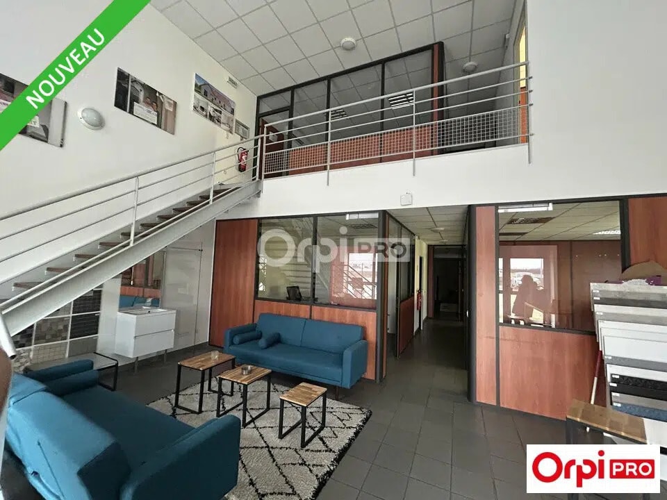 Office in Valence for lease Interior Photo- Image 1 of 6