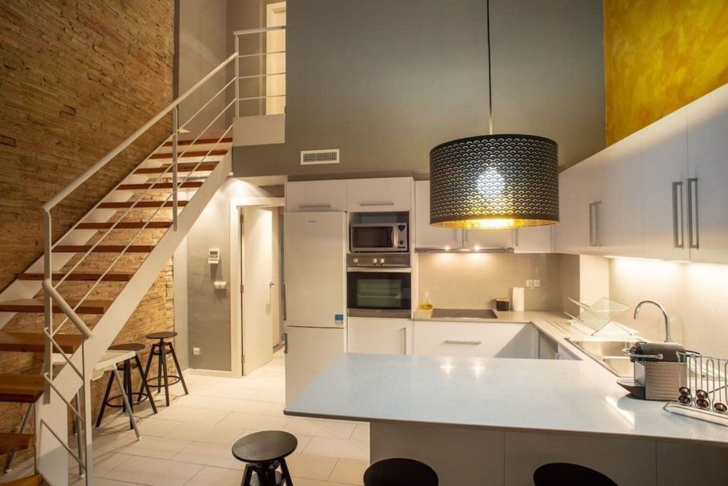 Multifamily in Figueres, Gerona for sale Interior Photo- Image 1 of 8