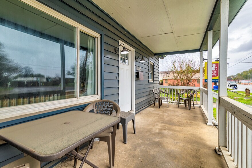 2703 Spruill Ave, North Charleston, SC for sale - Building Photo - Image 2 of 19