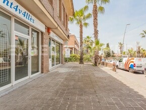 Retail in Sant Cugat del Vallès, Barcelona for lease Interior Photo- Image 2 of 9