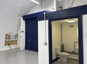 533-540 Barrington Rd, London for lease Interior Photo- Image 2 of 3