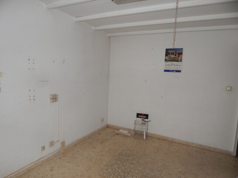 Retail in Ontinyent for sale - Building Photo - Image 3 of 8