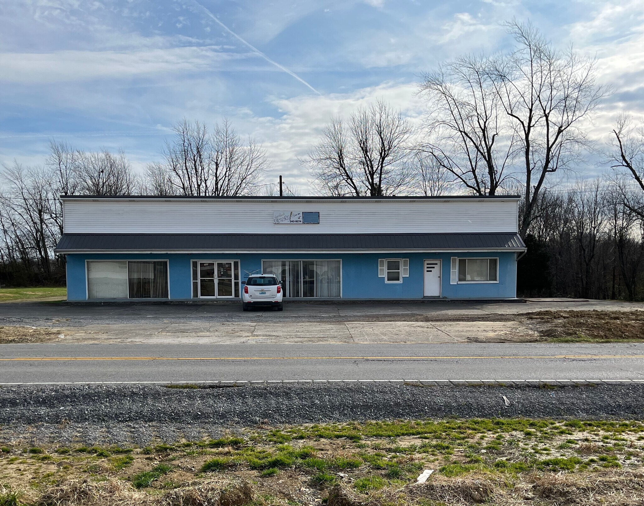 703 W Main St, Clarkson, KY for sale Building Photo- Image 1 of 1