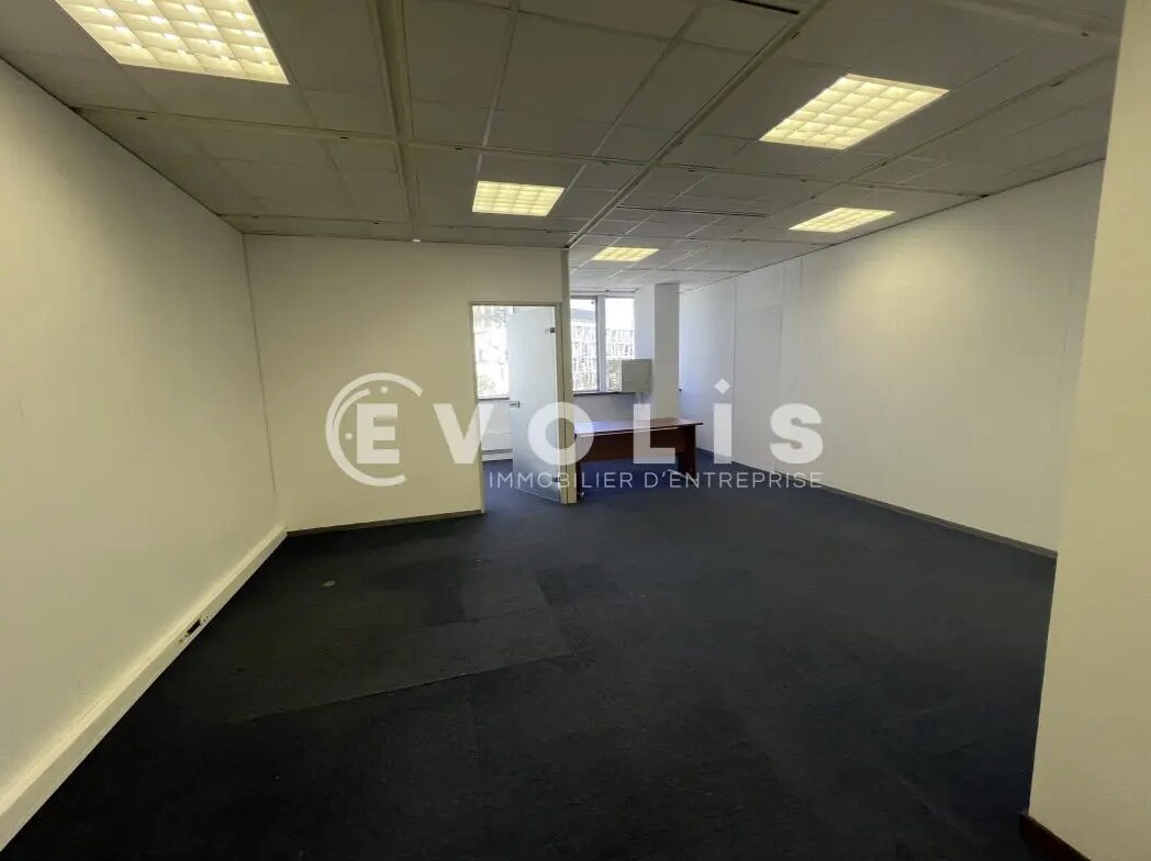 2 Rue Louis Pergaud, Maisons-Alfort for sale Interior Photo- Image 1 of 2