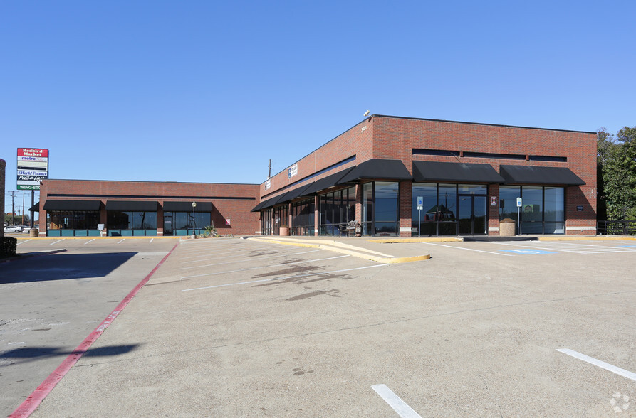 3333 W Camp Wisdom Rd, Dallas, TX for lease - Building Photo - Image 3 of 3