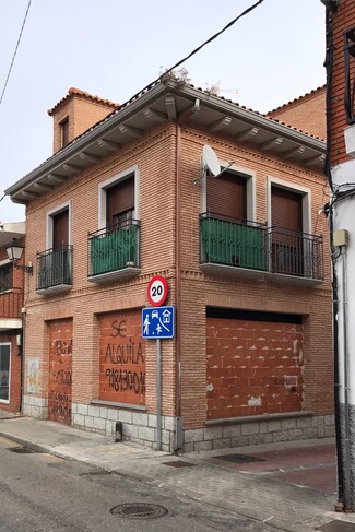 More details for Calle Constitución, 9, Sevilla la Nueva - Retail for Lease