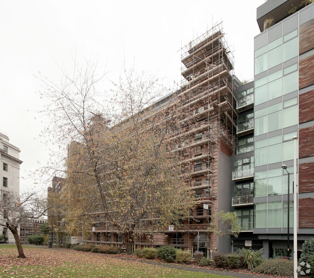 214 St Marys Parsonage, Manchester, GTM M3 2DD Century Buildings