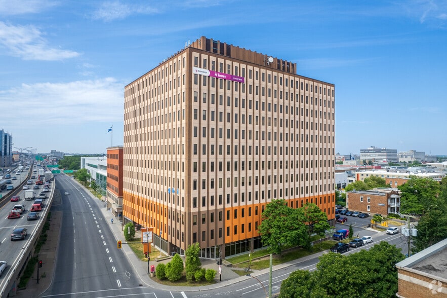 255 Boul Crémazie E, Montréal, QC for lease - Primary Photo - Image 1 of 7