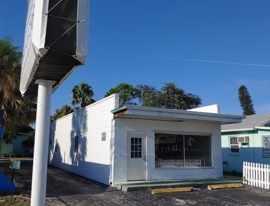 5104 Gulfport Blvd S, Gulfport, FL for sale Building Photo- Image 1 of 1