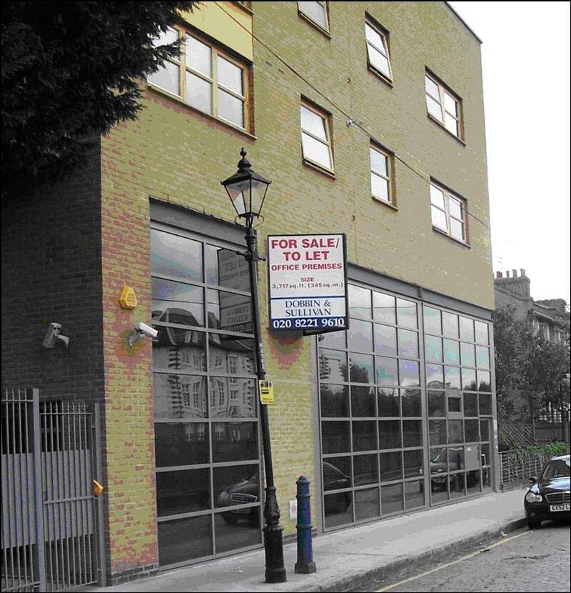 1 Kitcat Ter, London for sale Primary Photo- Image 1 of 1