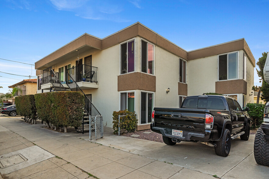 4605 Voltaire St, San Diego, CA for sale - Building Photo - Image 2 of 20