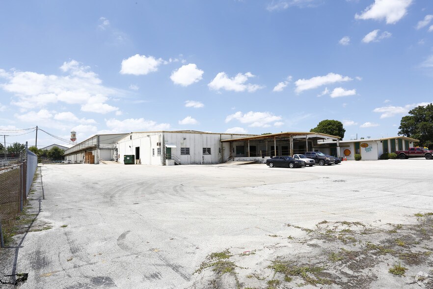 5315 E Henry Ave, Tampa, FL 33610