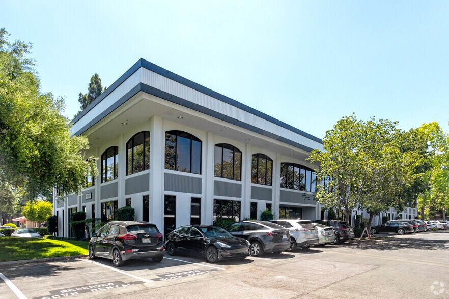 4984 El Camino Real, Los Altos, CA for lease - Building Photo - Image 2 of 4