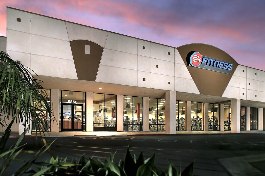 5858 Warner Ave, Huntington Beach, CA for sale - Building Photo - Image 1 of 7