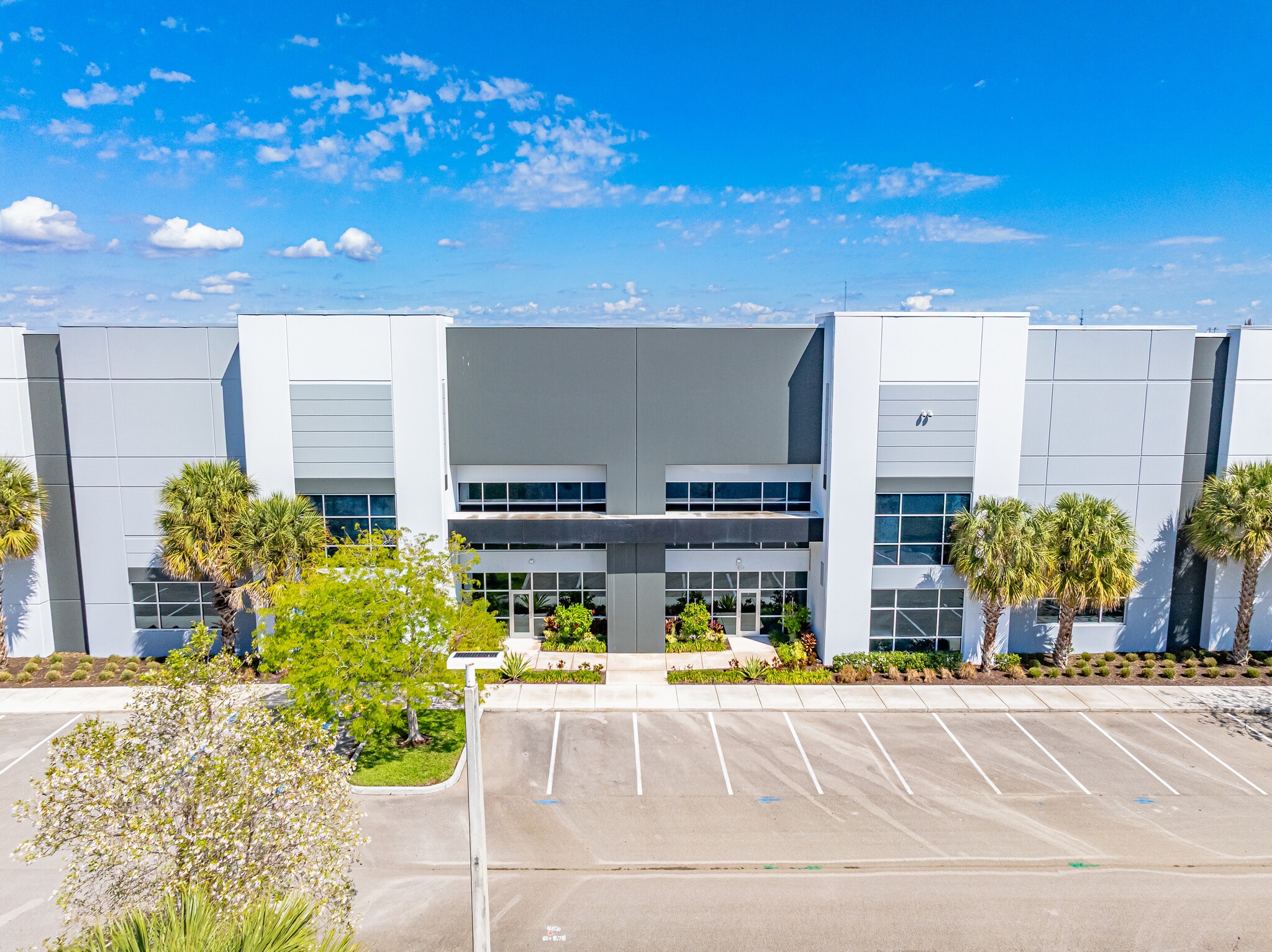 20351 Sheridan St, Fort Lauderdale, FL for lease Building Photo- Image 1 of 4