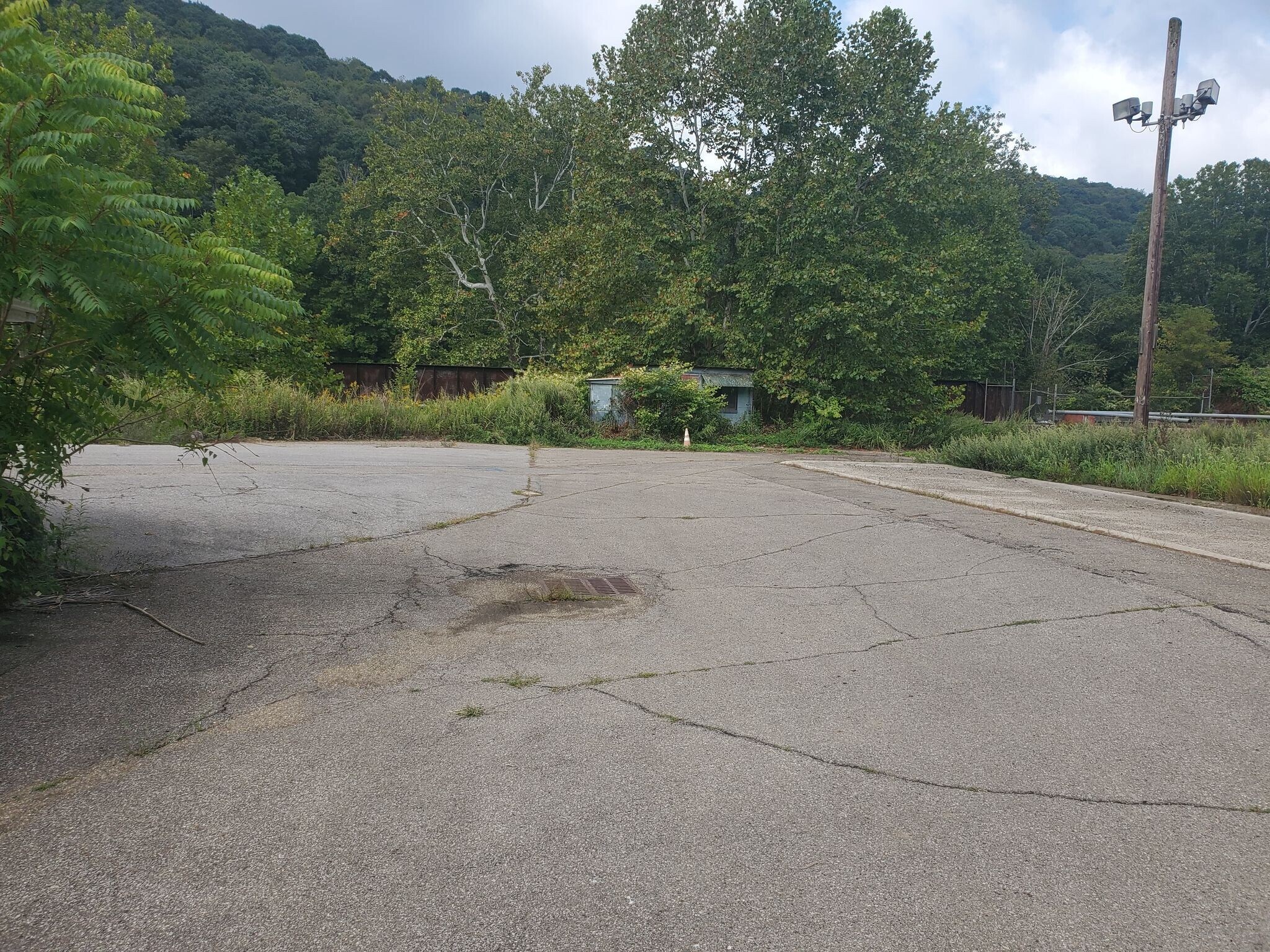 587 N Seneca St, Oil City, PA 16301 Industrial for Sale