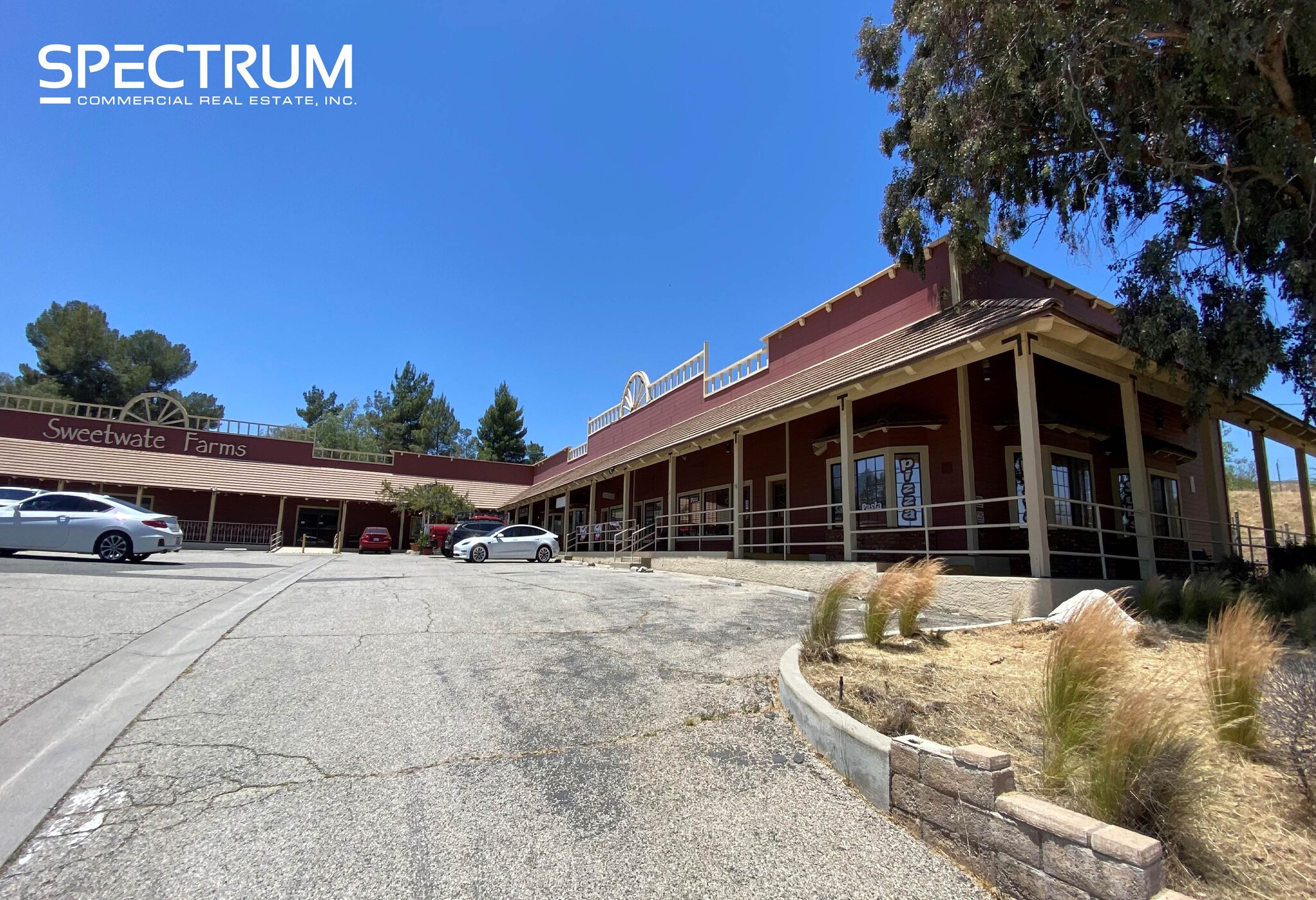 33301-33323 Agua Dulce Canyon Rd, Agua Dulce, CA for lease Building Photo- Image 1 of 11