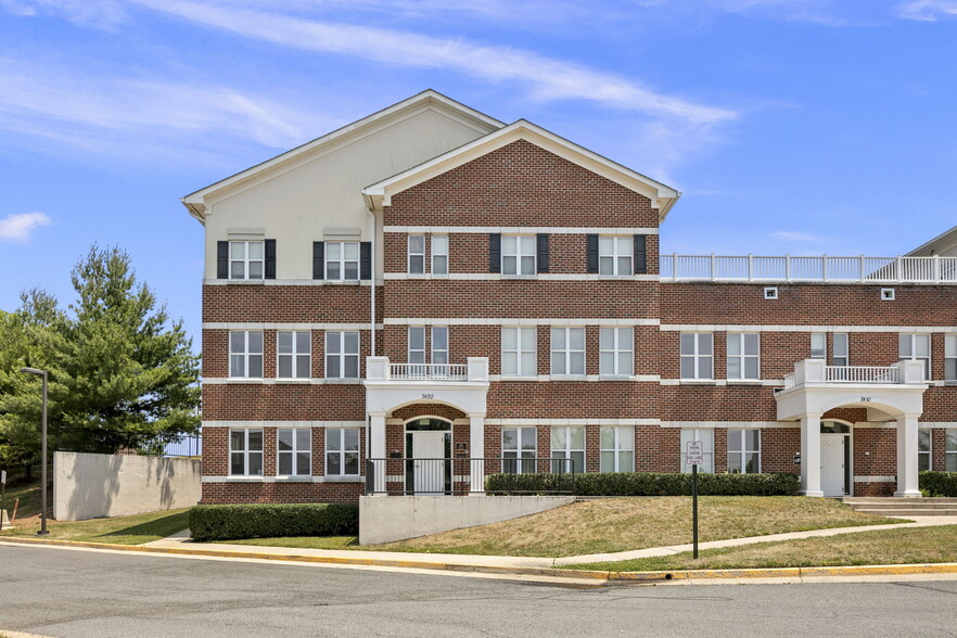 7400-7450 Heritage Village Plz, Gainesville, VA for lease - Building Photo - Image 3 of 31