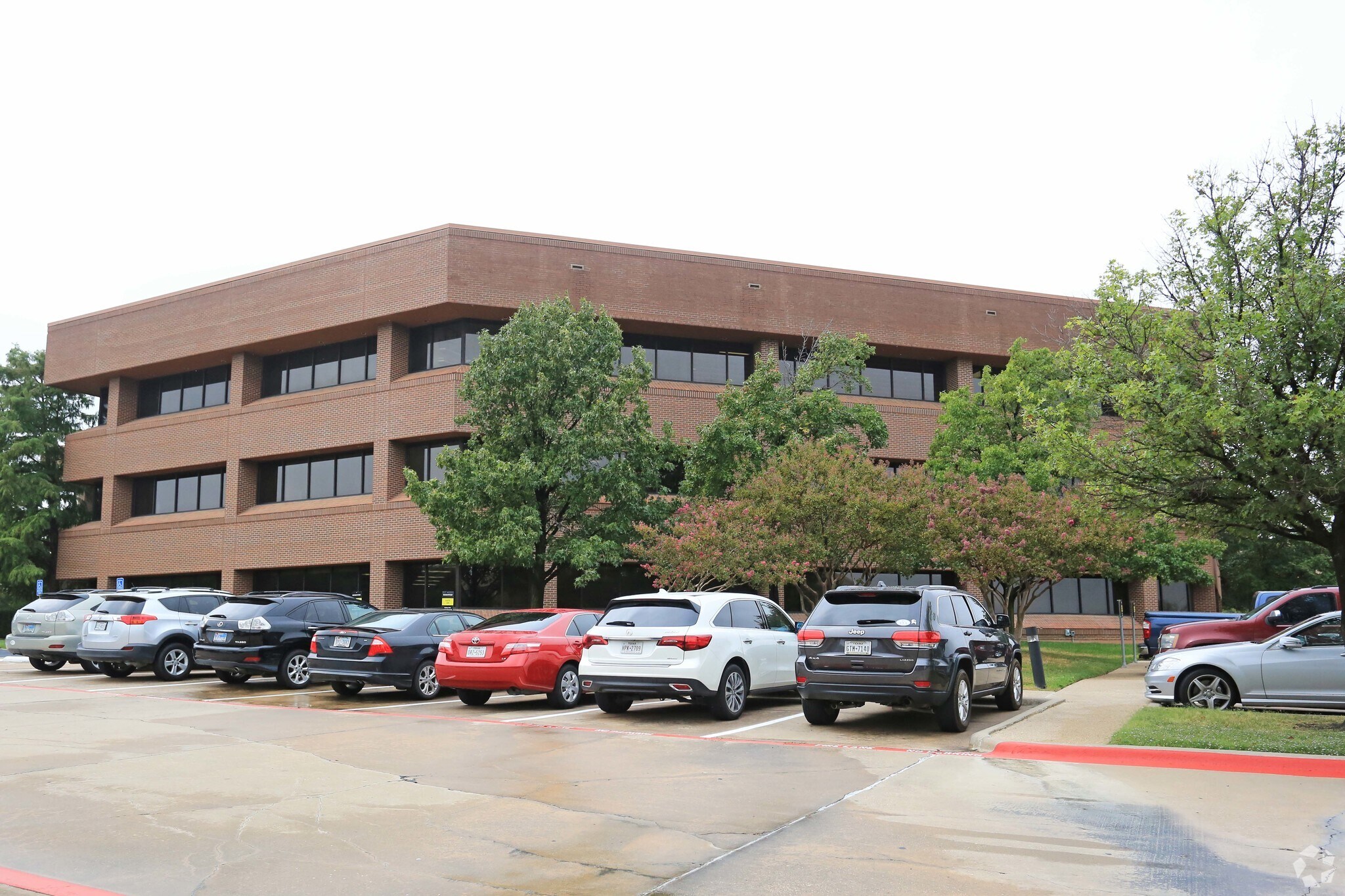 1303 W Walnut Hill Ln, Irving, TX 75038 Walnut Hill Center