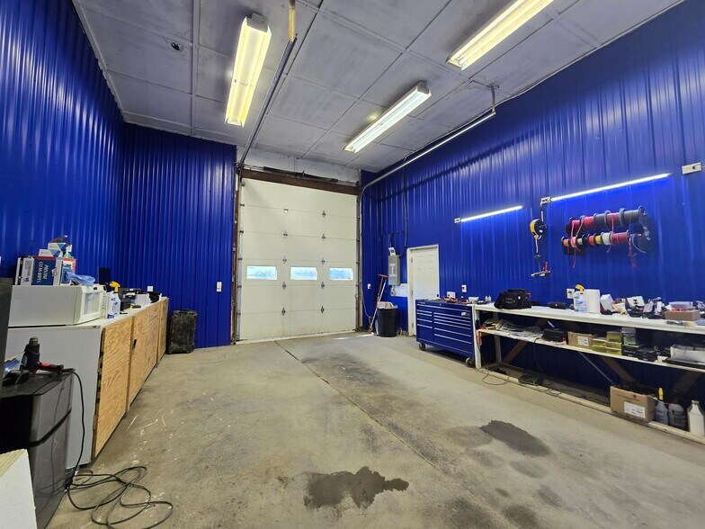 3867 Seneca Tpke, Canastota, NY for sale - Building Photo - Image 2 of 4