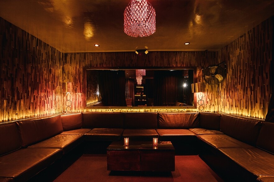 1624-1626 N Cahuenga Blvd, Los Angeles, CA for lease - Interior Photo - Image 1 of 9