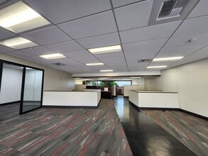 20 Miraleste Plz, Rancho Palos Verdes, CA for lease Interior Photo- Image 1 of 12