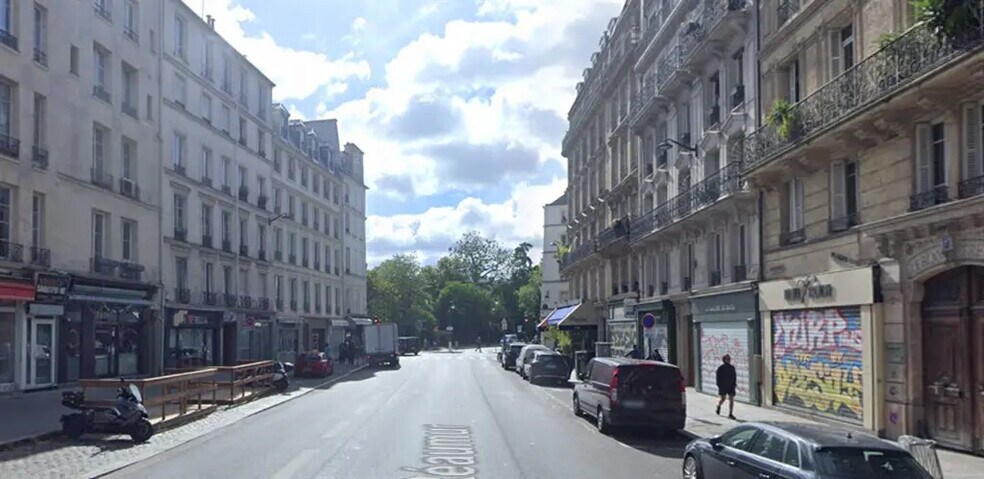 Retail in Paris for lease - Building Photo - Image 2 of 2