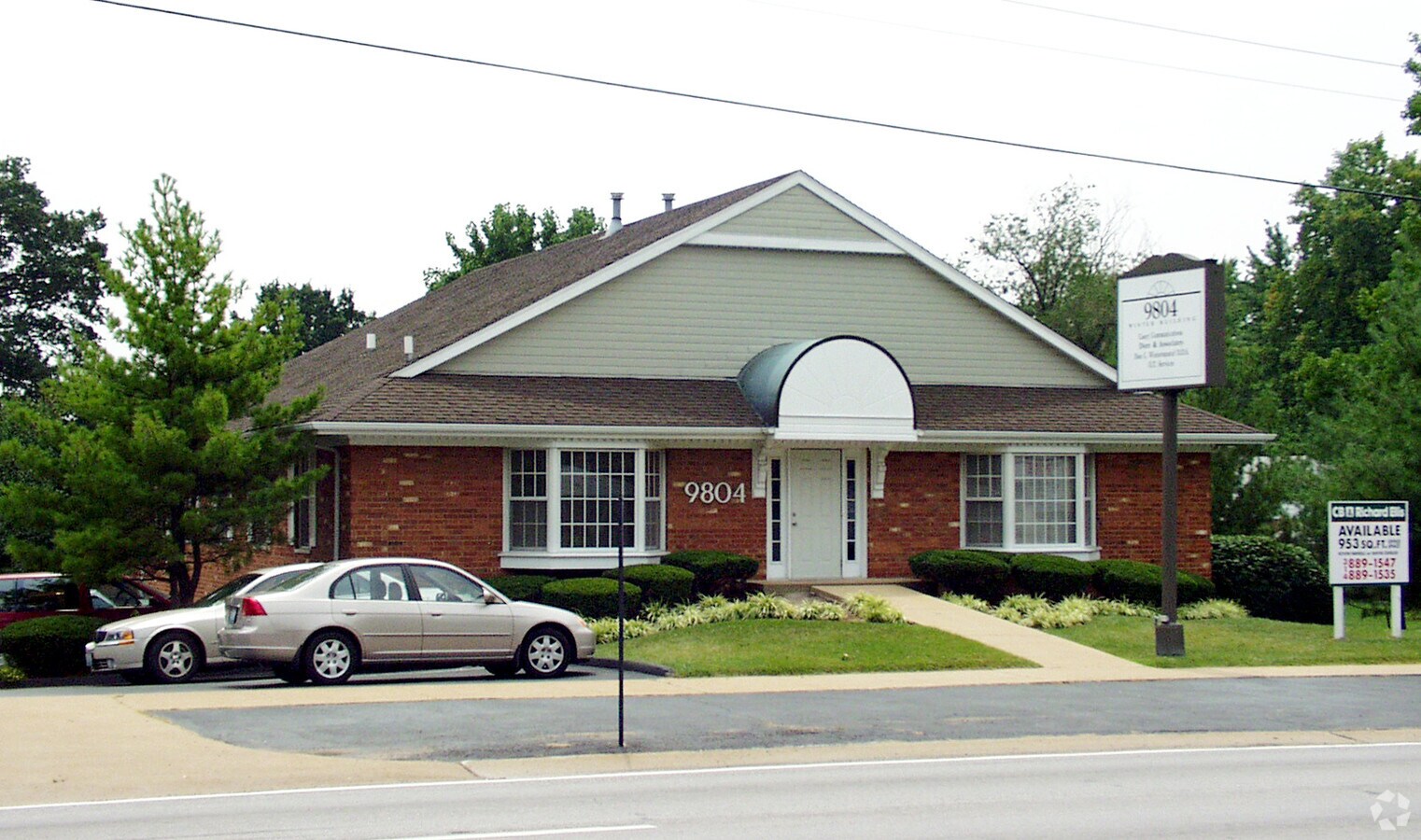 9804 Manchester Rd, Rock Hill, MO 63119