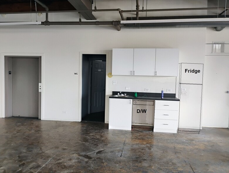 337 N Bell St, Chicago, IL for lease - Interior Photo - Image 2 of 3