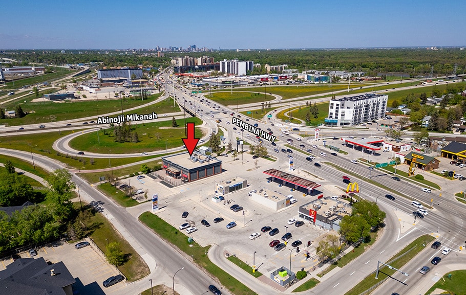 2005 Pembina Hwy, Winnipeg, MB for lease - Building Photo - Image 3 of 5