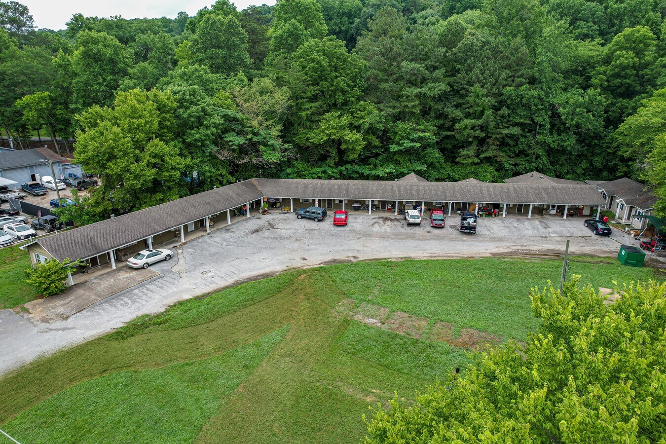 5433 Dayton Blvd, Chattanooga, TN 37415