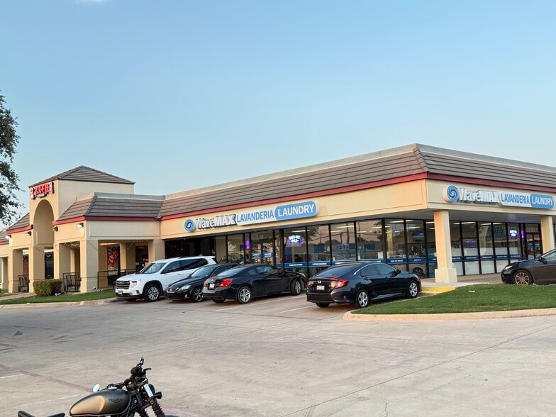910 W Parker Rd, Plano, TX for lease - Building Photo - Image 1 of 24