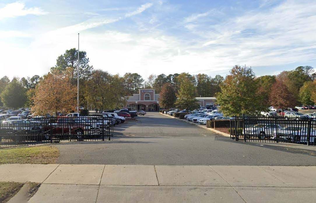 6027-6125 N Tryon St, Charlotte, NC for sale Building Photo- Image 1 of 3