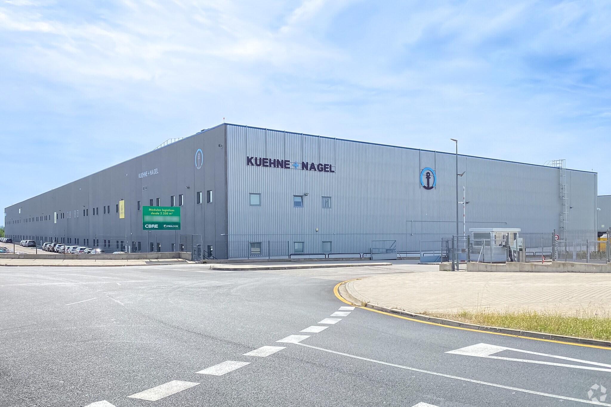 Avenida Central, 38, Madrid, Madrid for sale Building Photo- Image 1 of 1