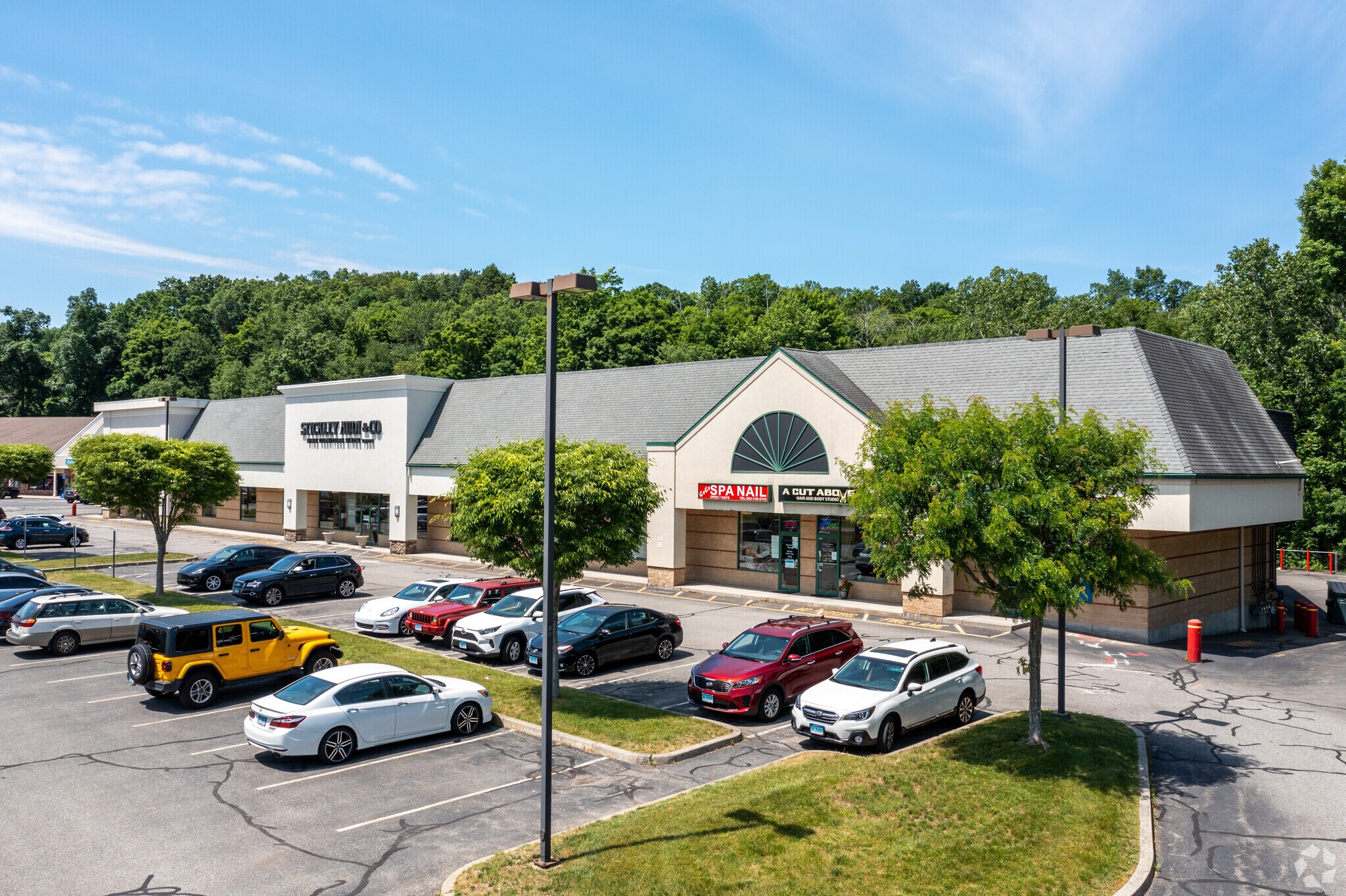 270 Federal Rd, Brookfield, CT 06804 Brookfield Square