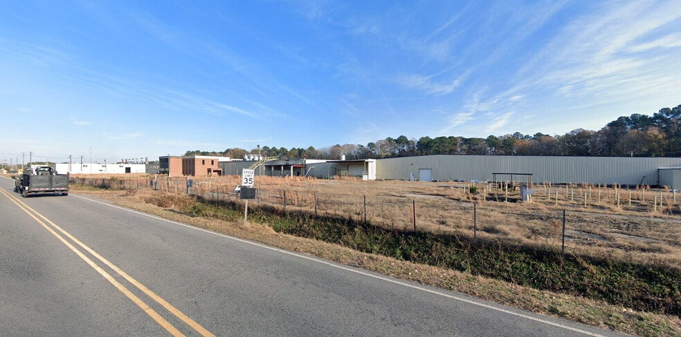 501 Daniel St, Tarboro, NC for sale - Building Photo - Image 2 of 6
