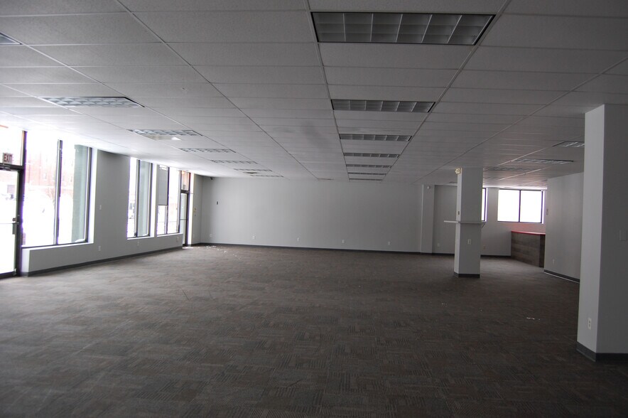 405 W Third St, Jamestown, NY for lease - Building Photo - Image 2 of 3