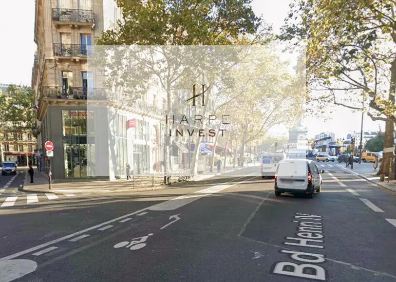 Retail in Paris for lease Building Photo- Image 1 of 3