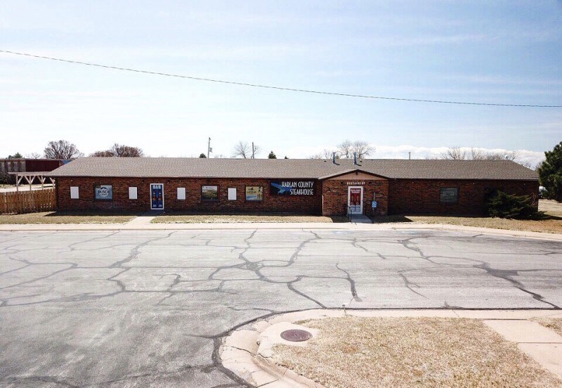 30 Circle Dr, Republican City, NE 68971