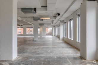 3865 Wilson Blvd, Arlington, VA for lease Interior Photo- Image 2 of 9