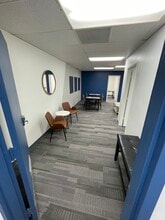 12401 E 43rd St, Independence, MO for lease Building Photo- Image 1 of 8