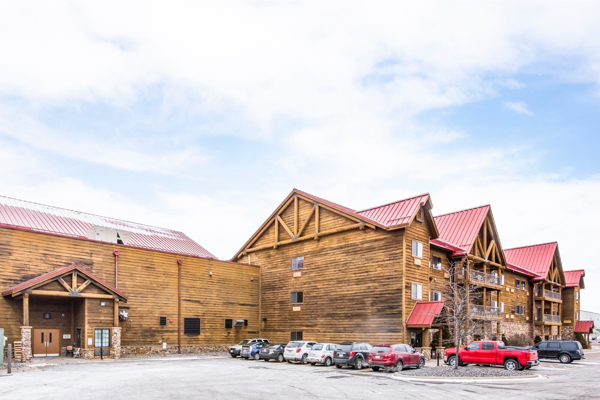 805 Creske Ave, Rothschild, WI 54474 Grand Lodge Waterpark Resort