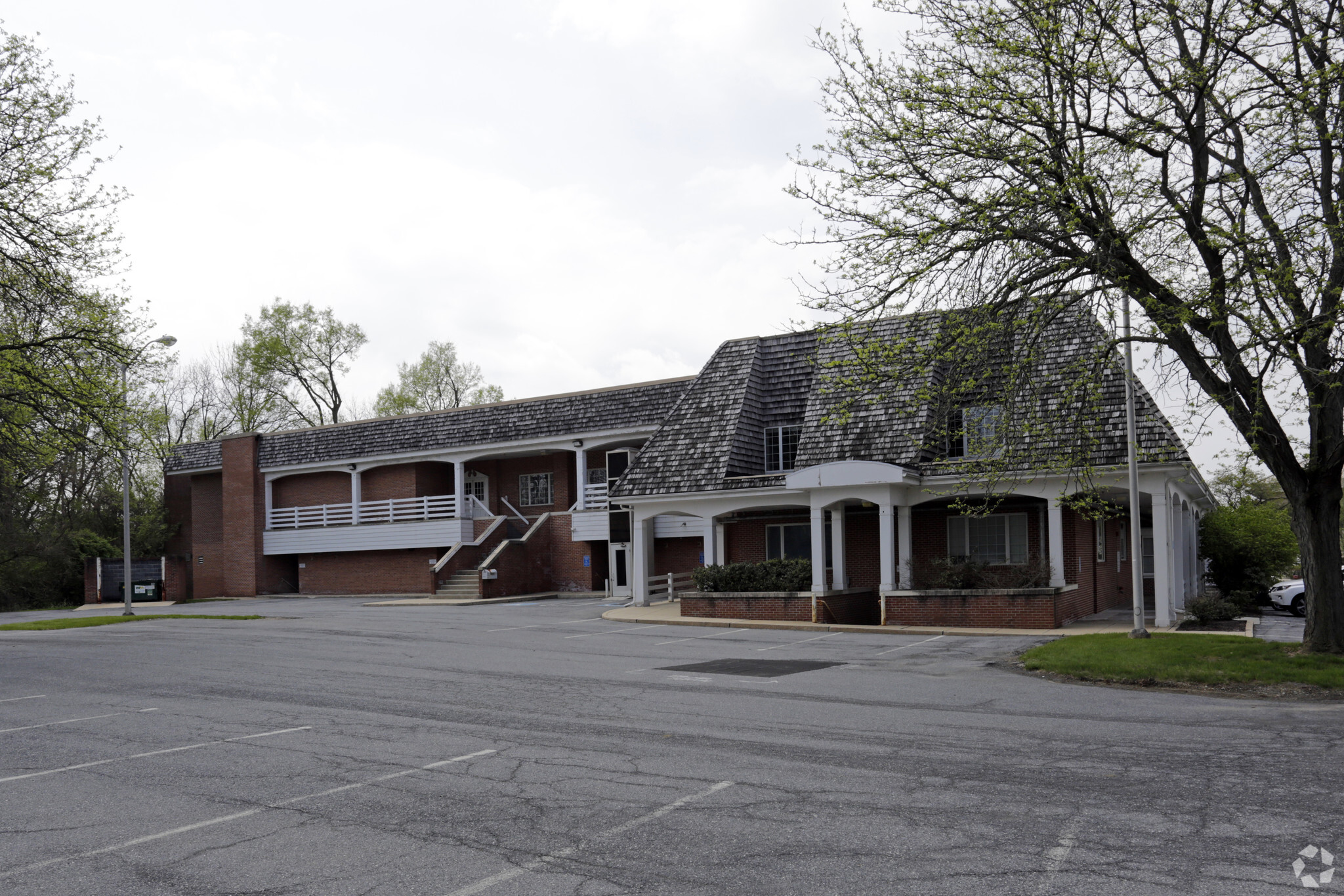 800 New Holland Ave, Lancaster, PA for lease Primary Photo- Image 1 of 35