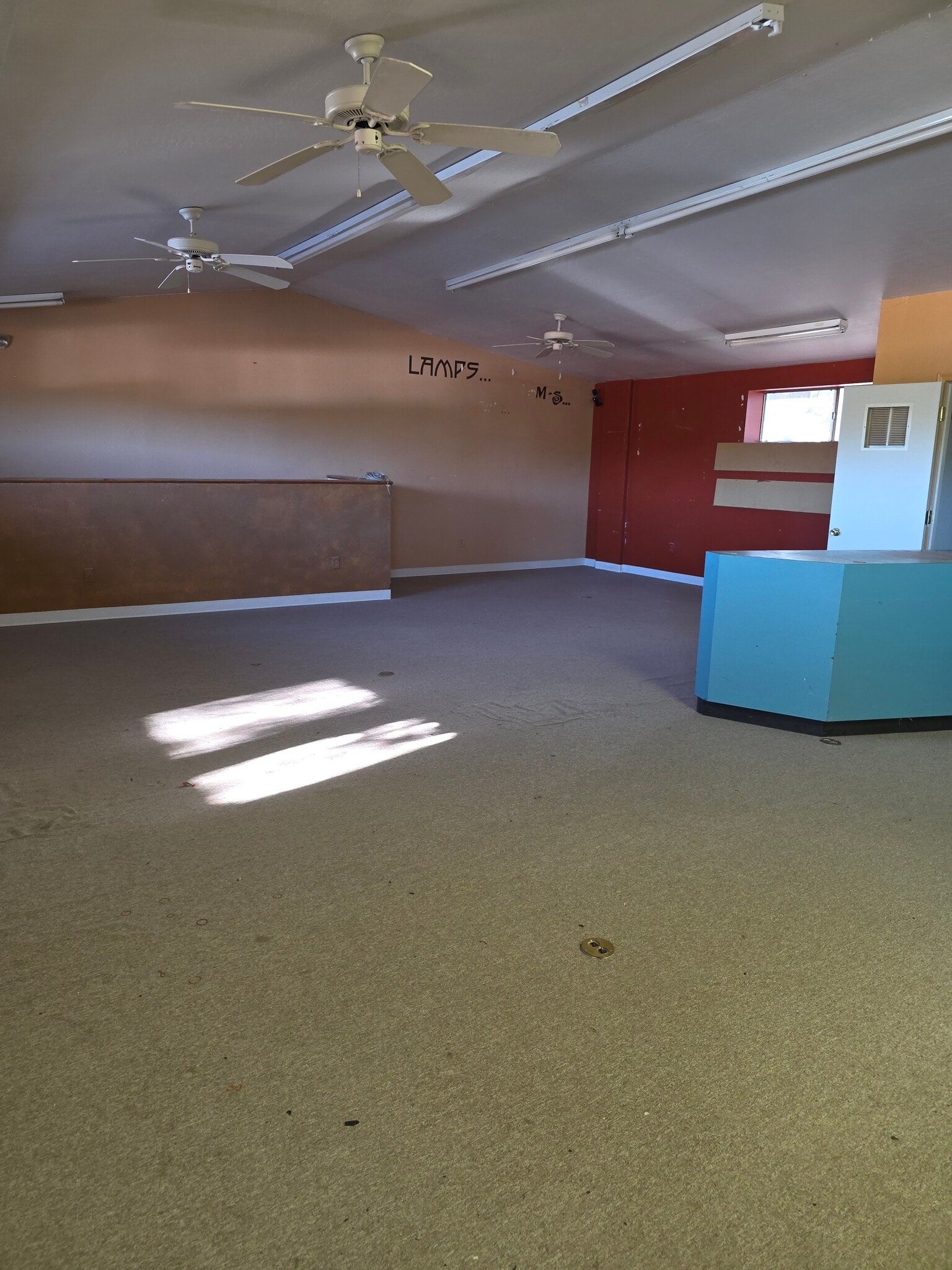 4237 W White Mountain Blvd, Lakeside, AZ for lease Interior Photo- Image 1 of 7