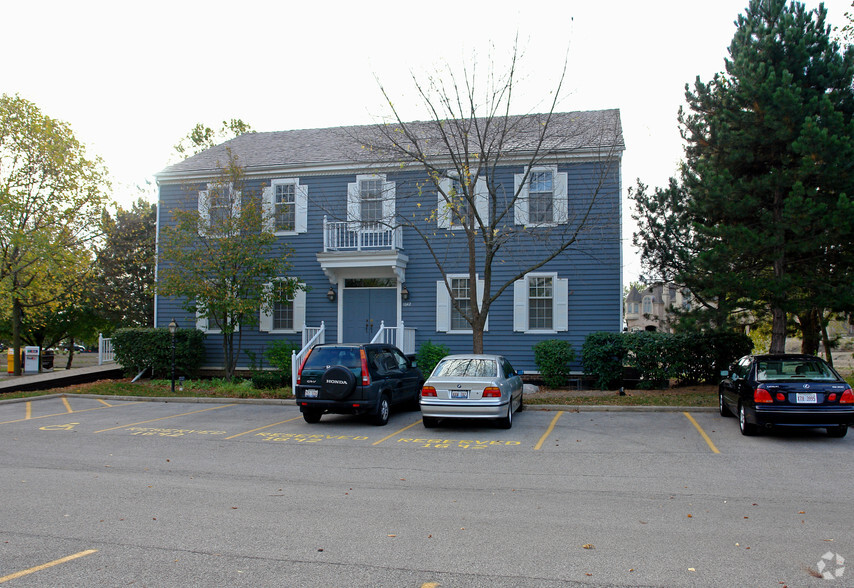 1642 W Colonial Pky, Inverness, IL for lease - Building Photo - Image 3 of 21