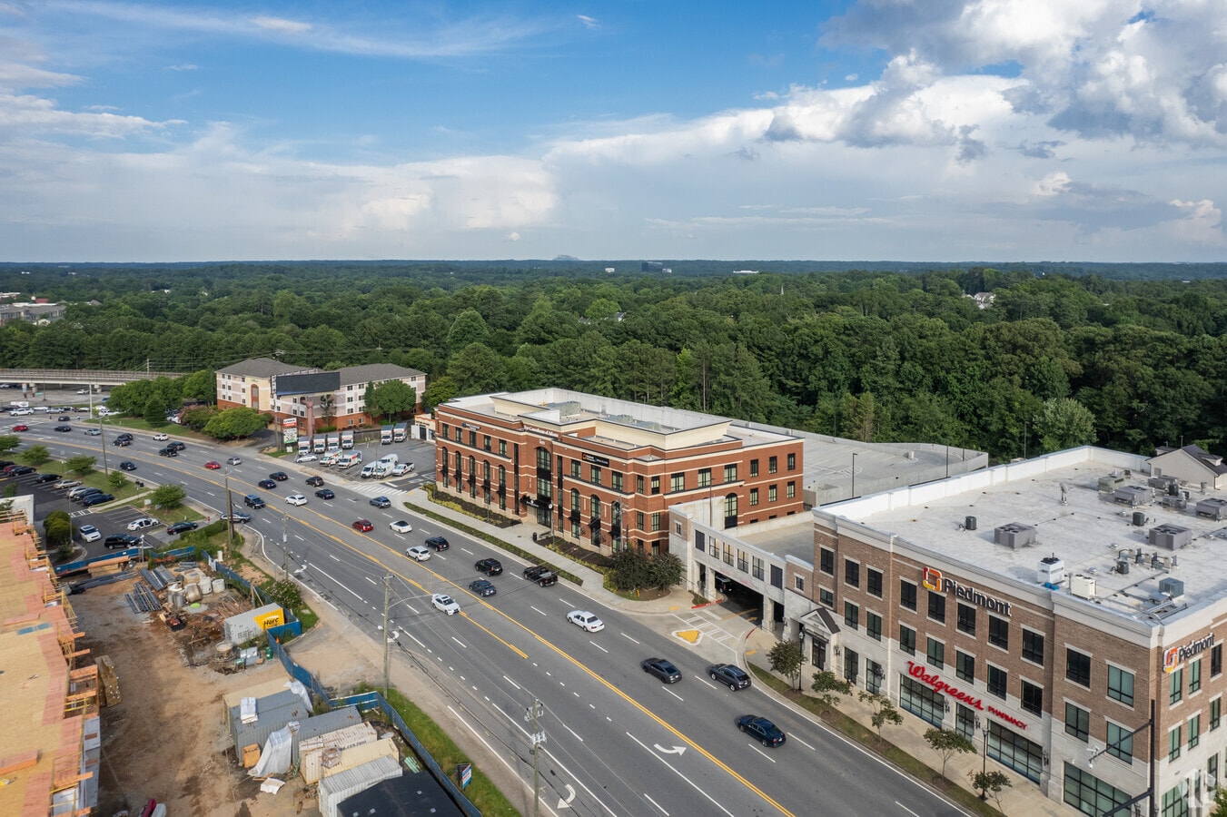 3929 Peachtree Rd, Brookhaven, GA 30319