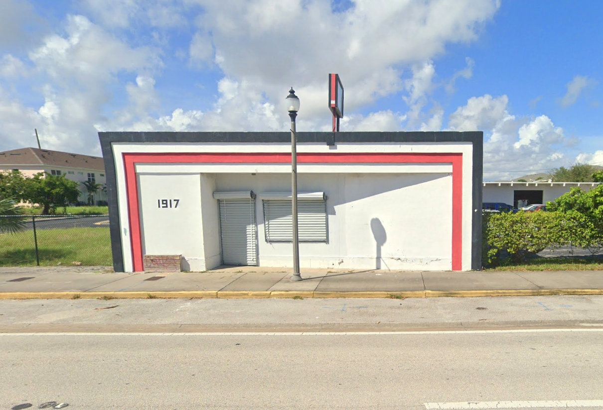 1917 N Dixie Hwy, West Palm Beach, FL for lease Building Photo- Image 1 of 41