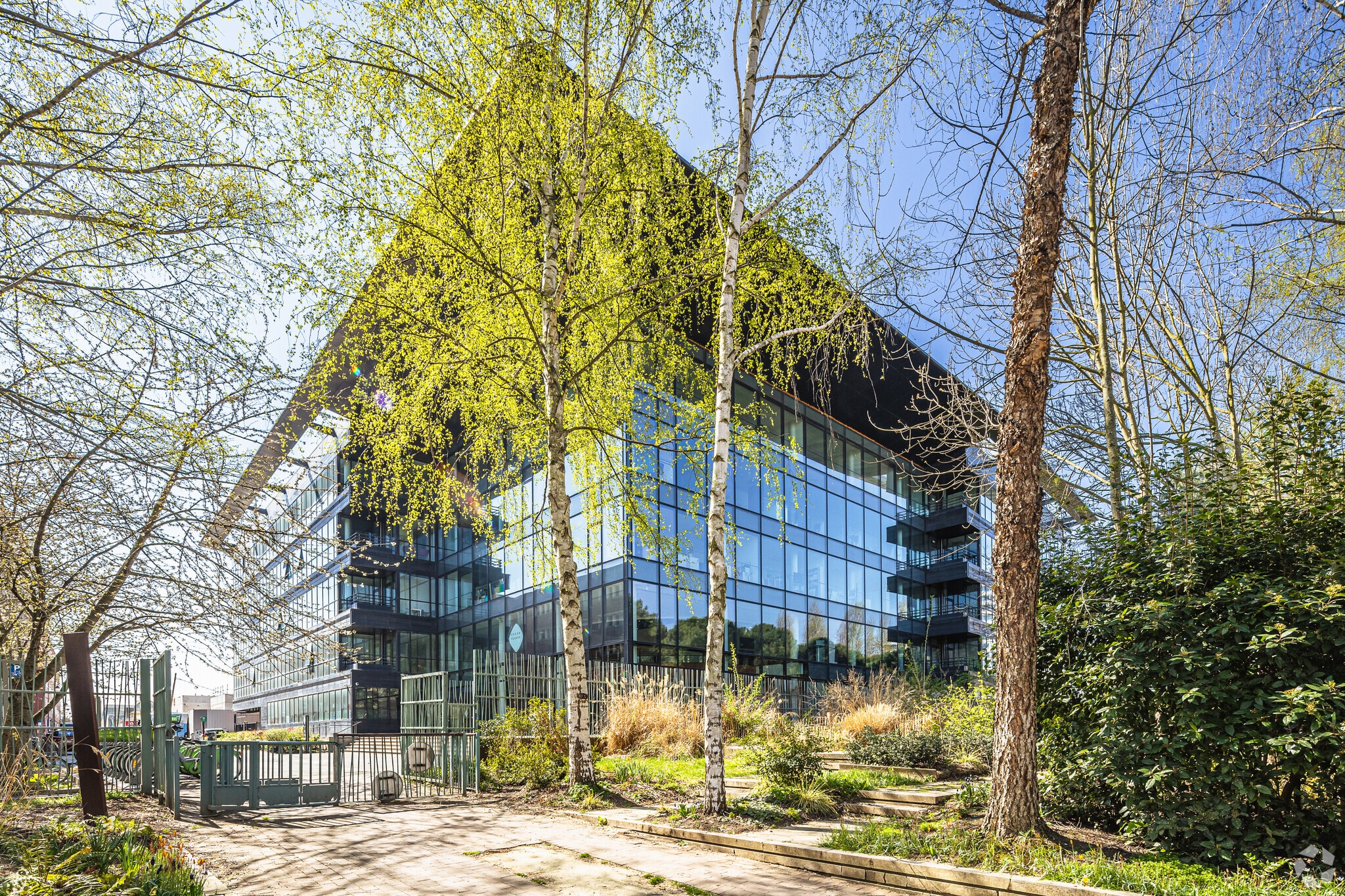 112 Avenue De La Liberté, Maisons-Alfort for lease Primary Photo- Image 1 of 5