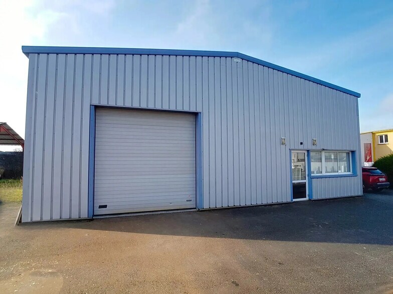 Flex in Fontenilles for sale - Building Photo - Image 2 of 8